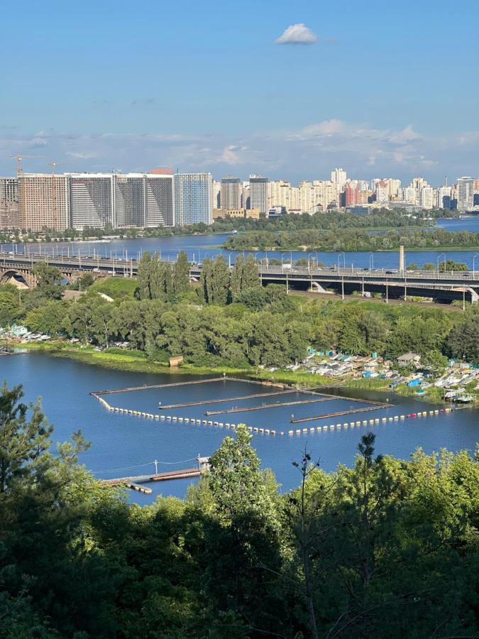 Apart-pokhnyaki, Osokorki,kharkovskaya