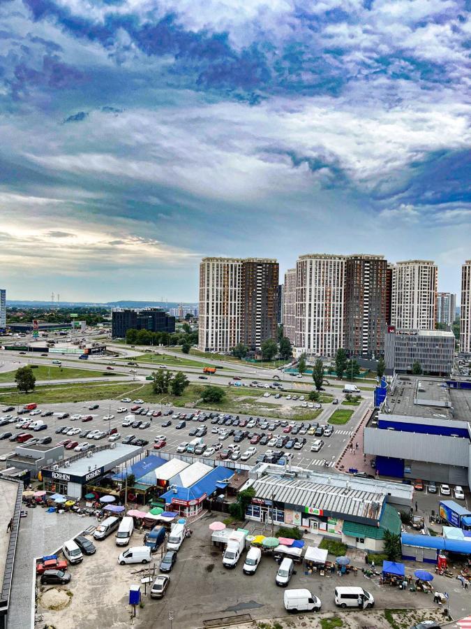 Apart-pokhnyaki, Osokorki,kharkovskaya