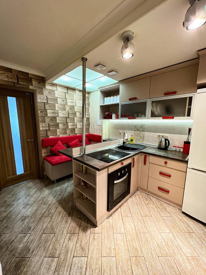 Apart-pokhnyaki, Osokorki,kharkovskaya Apartment