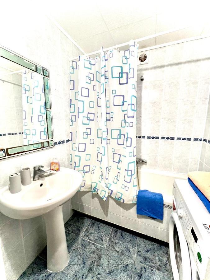 Apart-pokhnyaki, Osokorki,kharkovskaya Apartment