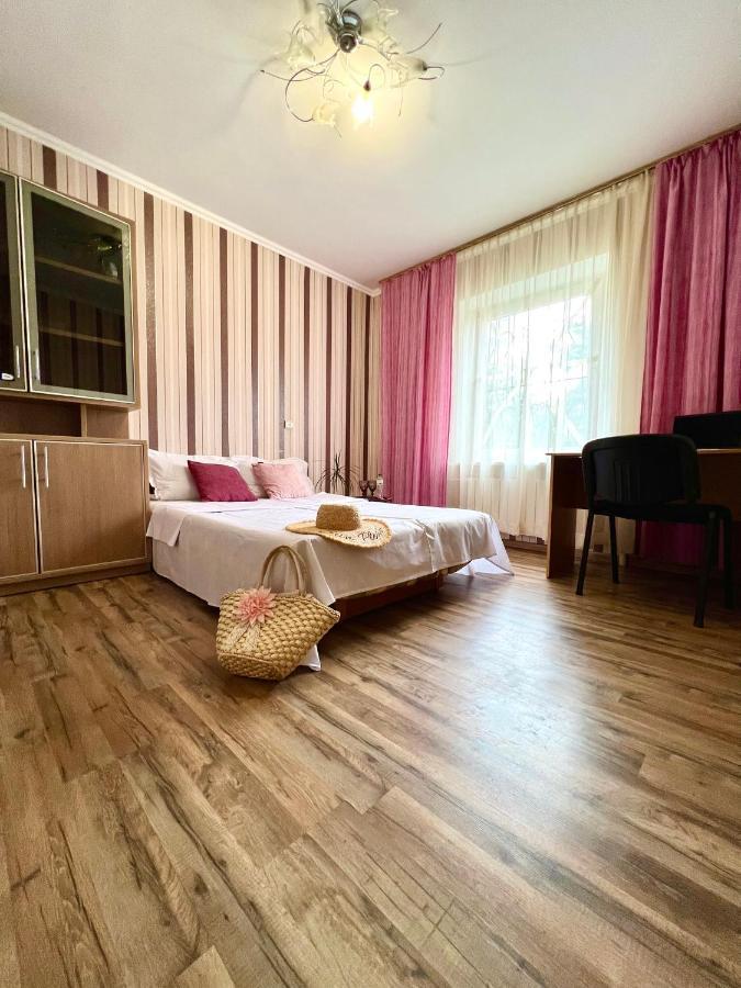 Apartment Apart-pokhnyaki, Osokorki,kharkovskaya *