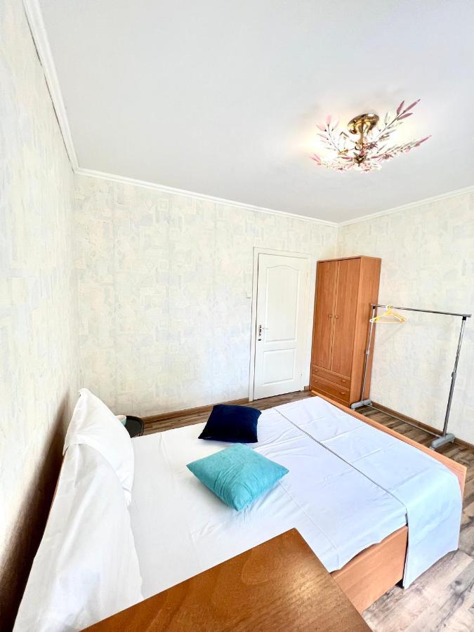 Apart-pokhnyaki, Osokorki,kharkovskaya * Kyiv