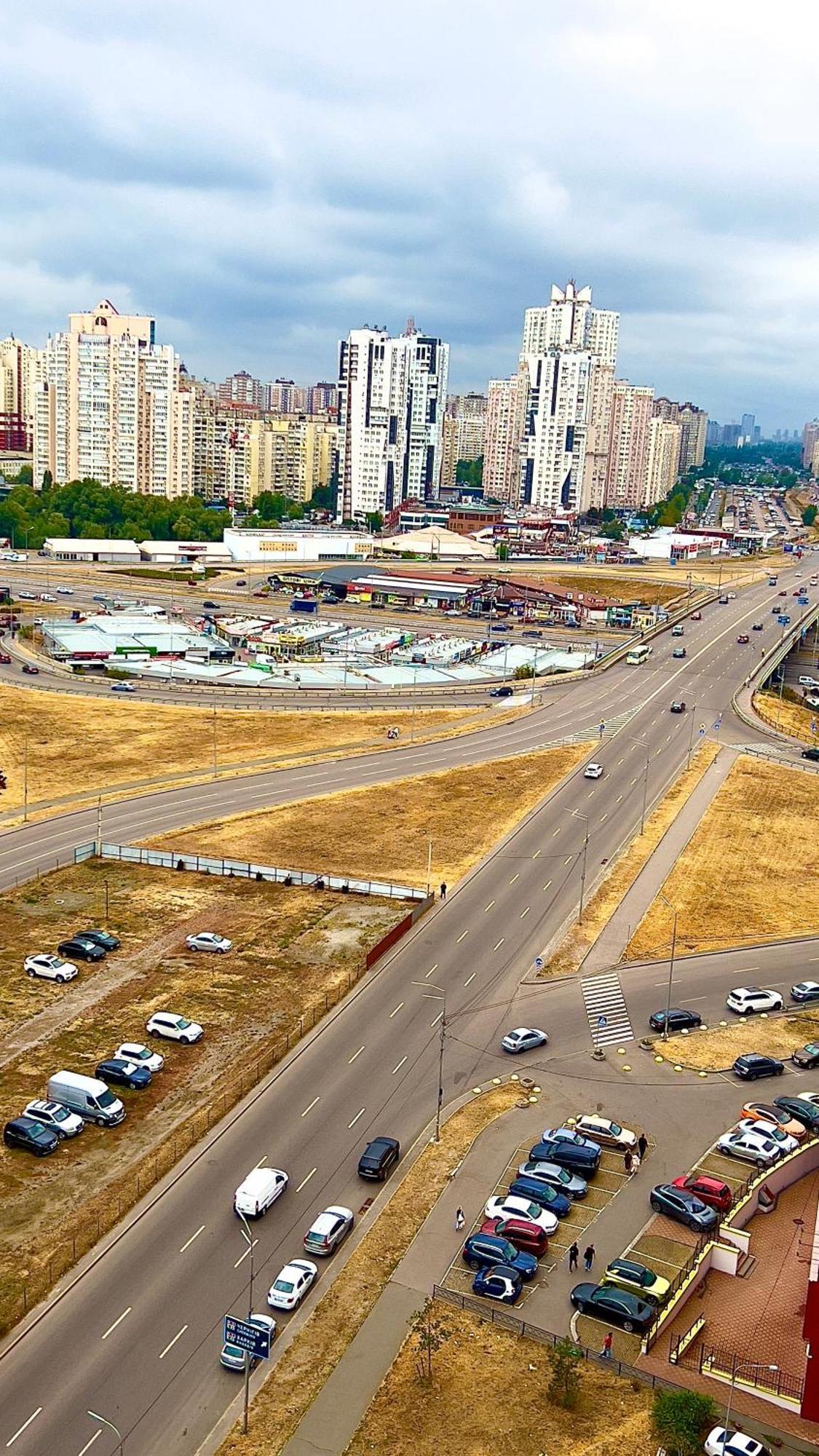 Apart-pokhnyaki, Osokorki,kharkovskaya *