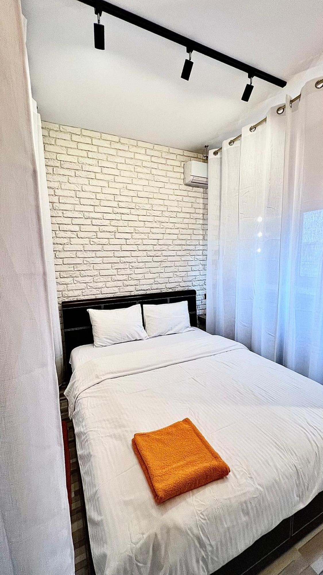 Apartment Apart-pokhnyaki, Osokorki,kharkovskaya *