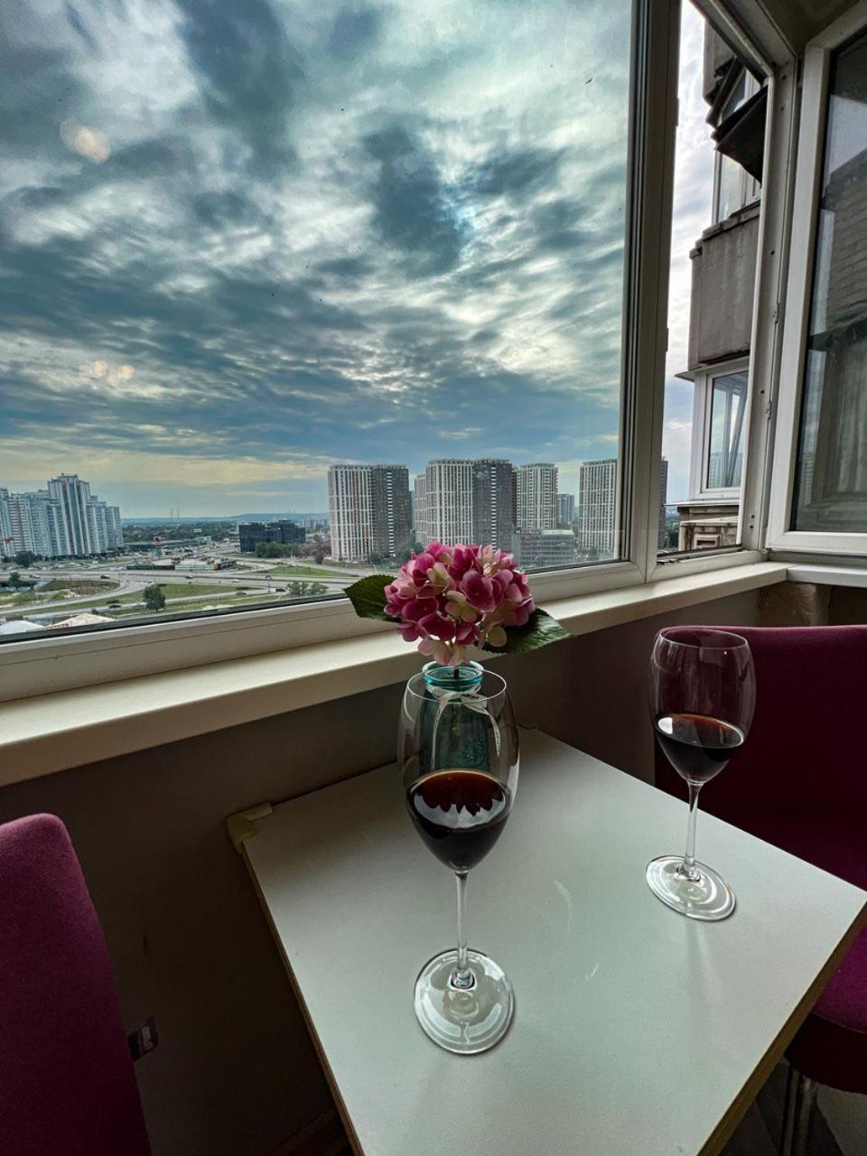 Apartment Apart-pokhnyaki, Osokorki,kharkovskaya *