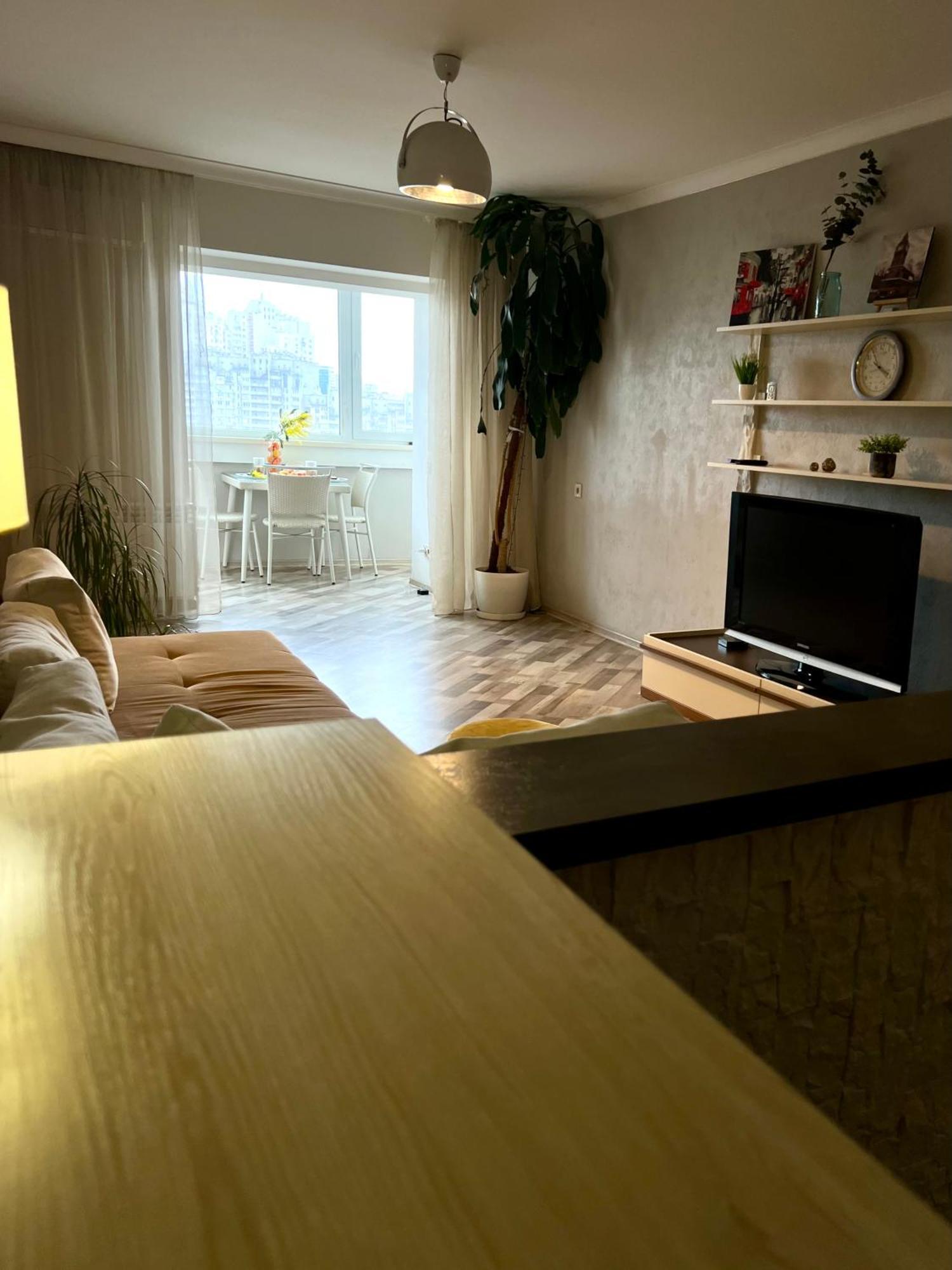 Apart-pokhnyaki, Osokorki,kharkovskaya Apartment Kyiv